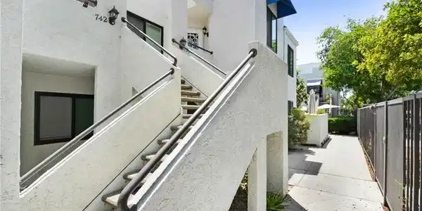 742 Park Shadow Court