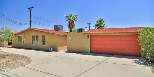 1725 Lazy S Dr