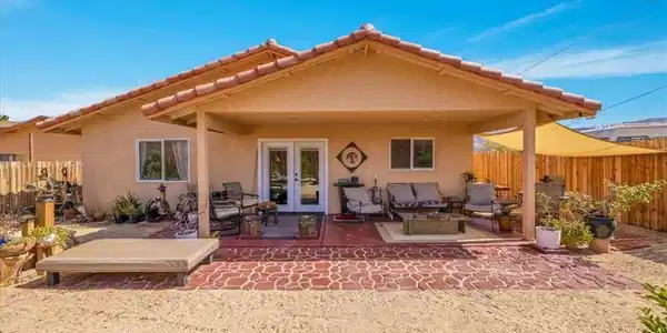 72130 Sunnyslope Drive