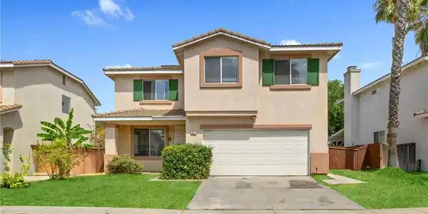 1077 Hibiscus Court