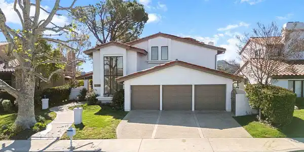 24464 Park Granada