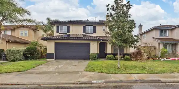 150 saddleback Way