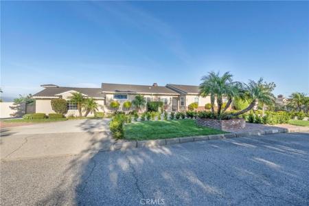 7813 Valle Vista