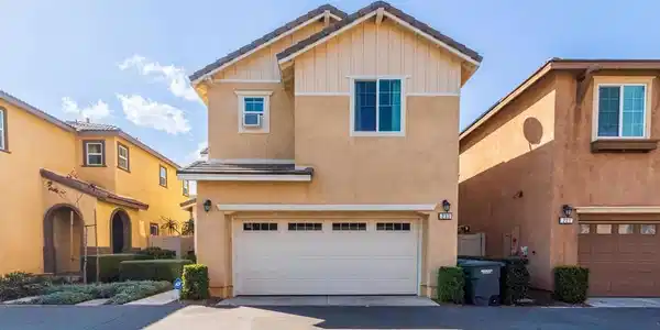 231 Dun Blazer Way