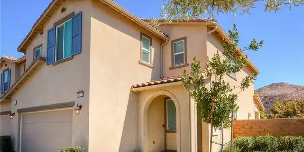 24218 Hillcrest