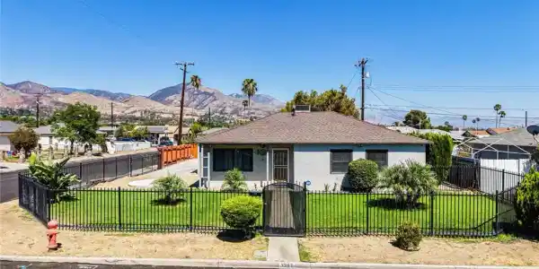 3397 N Alameda Avenue