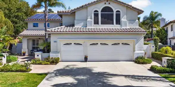 2087 Alborada Drive