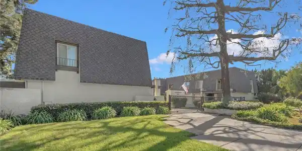 914 Fairview