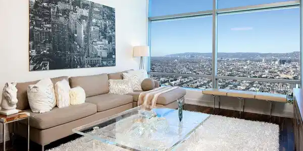 900 W Olympic Boulevard