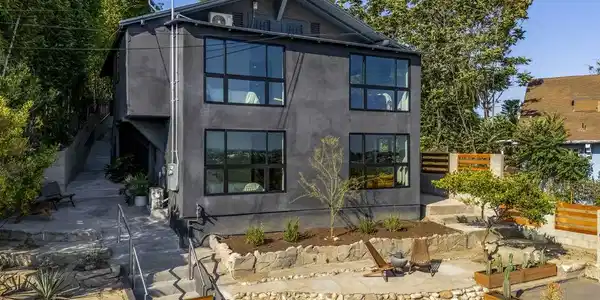 3404 Glenalbyn Drive