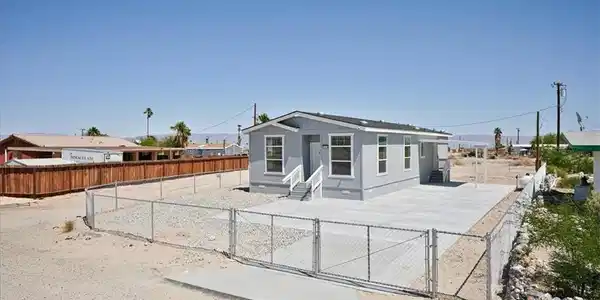 2912 Cerritos Court