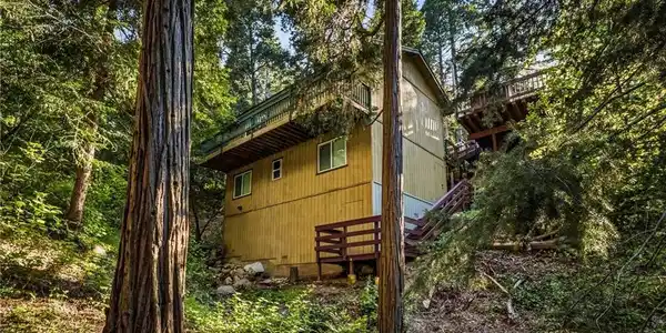 24082 Altdorf Drive