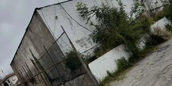 2427 Lake