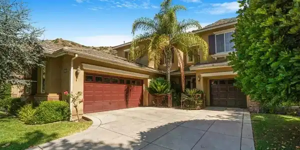 57 Mountain Laurel Way