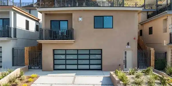 4850 Buchanan