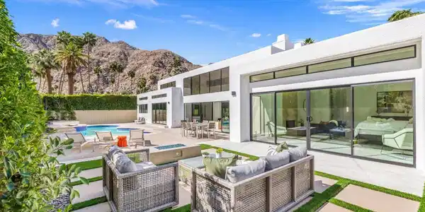 46220 Manitou Drive