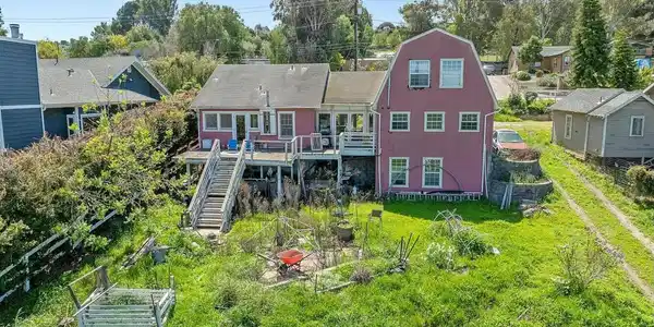 10865 Citrus Drive