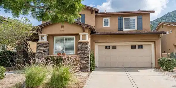 14 Sagebrush Way