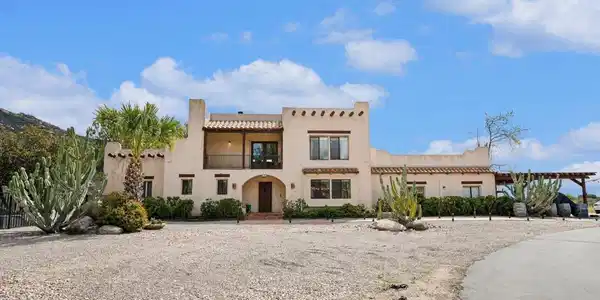 17287 Oak Hollow Road
