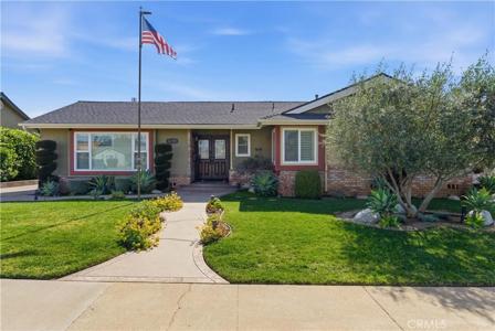 1524 E Old Badillo