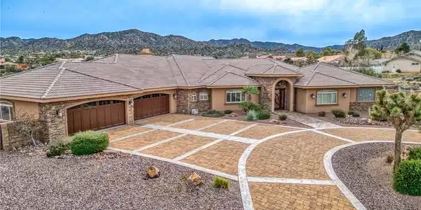 58839 Santa Barbara Dr