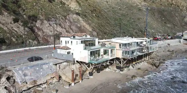 19824 Pacific Coast Highway