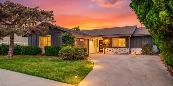 1846 Holly Oak