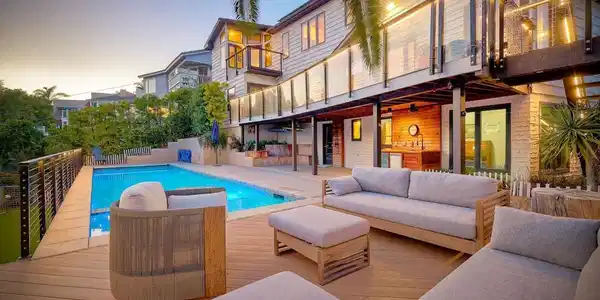 3115 Edith Ln