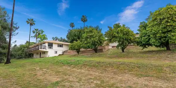 27229 Oakmont