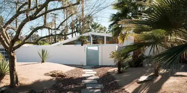 965 E Twin Palms