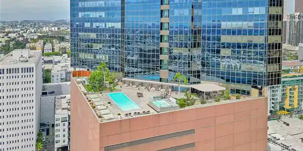 1100 Wilshire