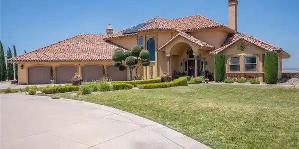 20711 Canyon Road