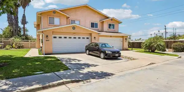 955 Buckeye Ct