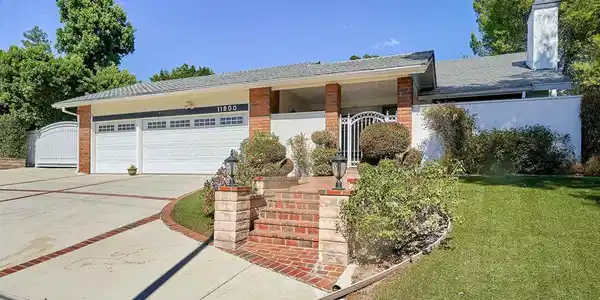 11800 Zelzah Avenue