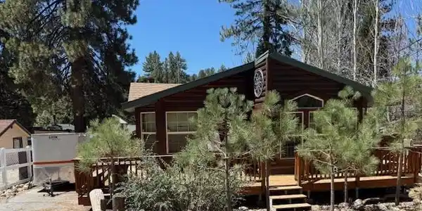 1106 Comanche Drive
