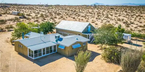 1638 Hales Drive