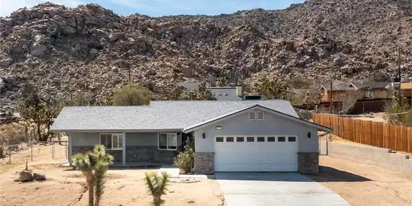 61073 Sandalwood Trail