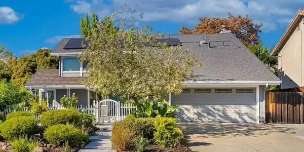 2837 Mantis Drive