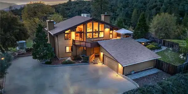 42569 Old Yosemite Road