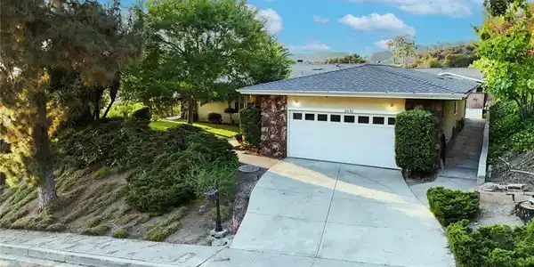 2651 Sleepy Hollow Place