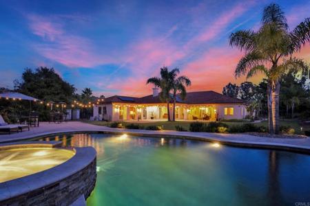 2050 Buena Village Dr