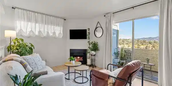 18209 Sierra Highway