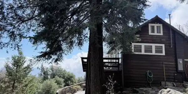 22298 Crestline Road