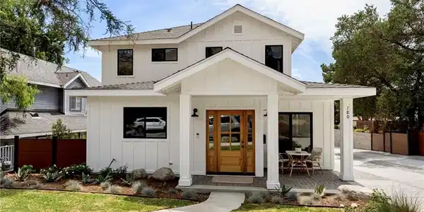 180 W Highland Avenue