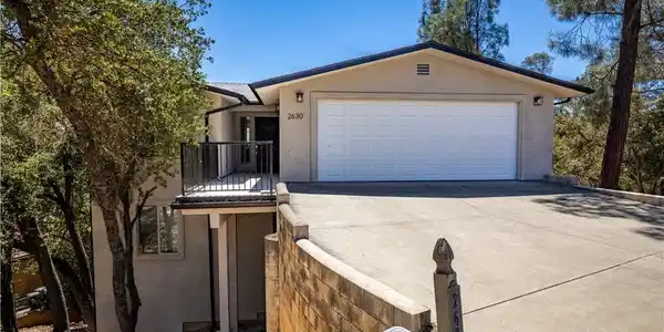 2630 Captains Walk