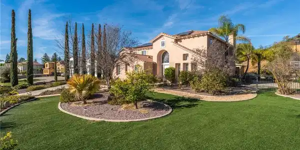 952 Creek View
