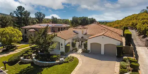 10533 Emerson Bend