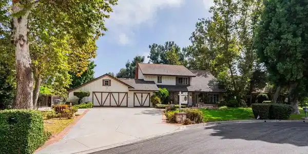 376 Oldstone Court