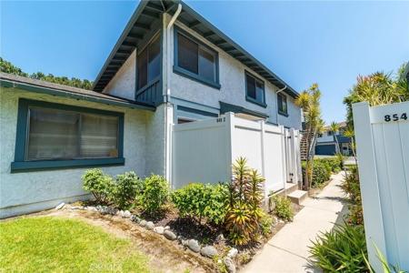 848 W Sierra Madre