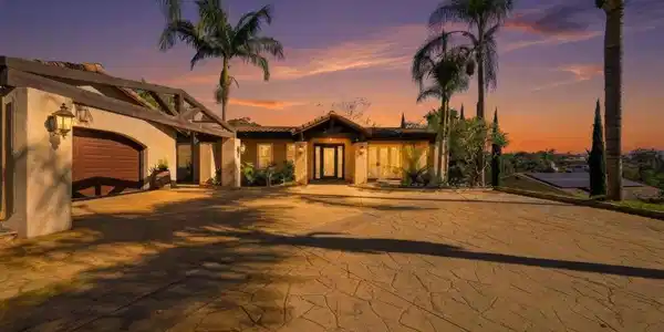 9610 Vista Del Sol